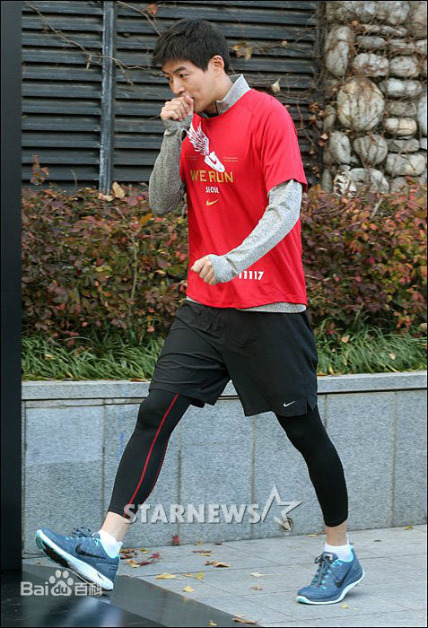 李尚允()-社会活动图册前后照片