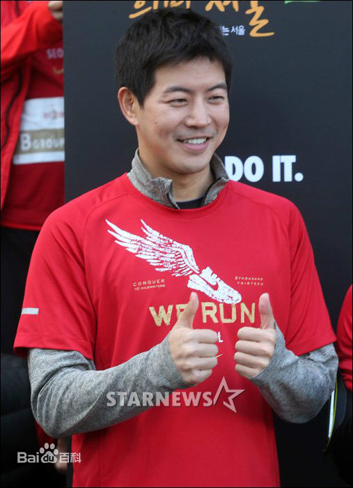 李尚允()-社会活动图册前后照片