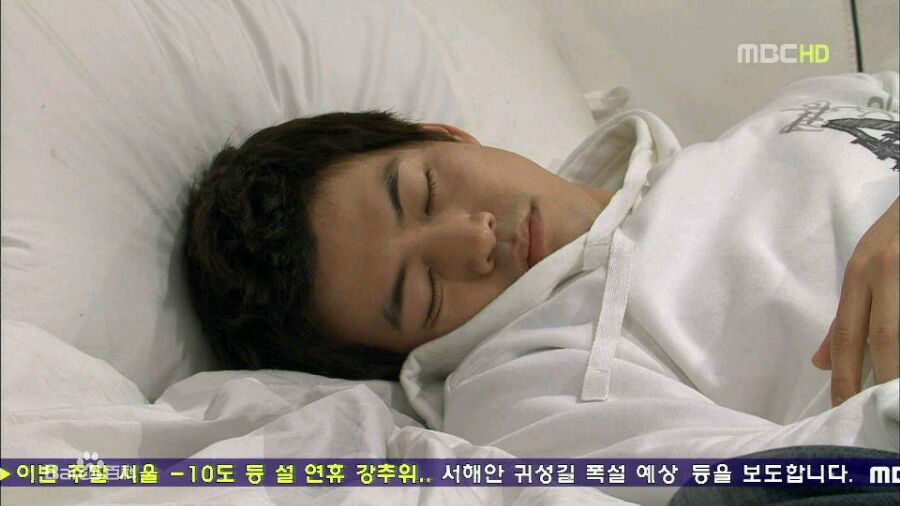 李尚允()在-《爱你别哭》中的