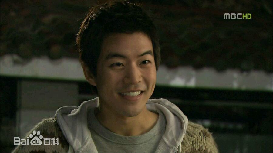 李尚允()在-《爱你别哭》中的