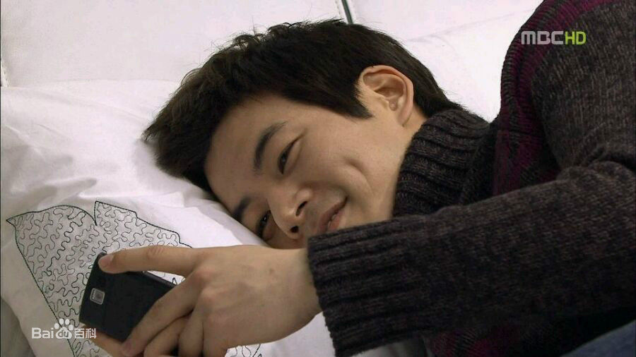 李尚允()在-《爱你别哭》中的