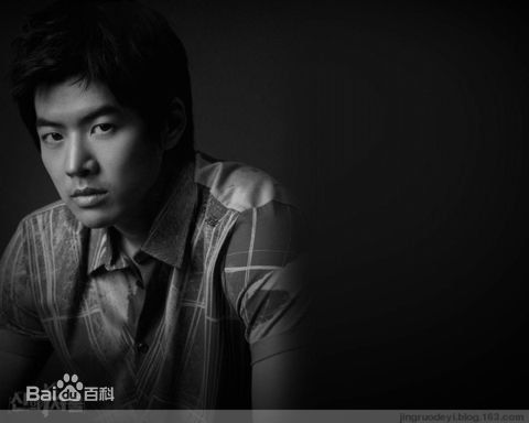 最全李尚允()在-《神的天平》中的相册