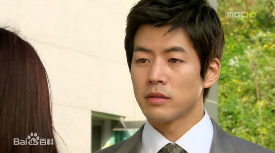 最全李尚允()在-《神的天平》中的相册