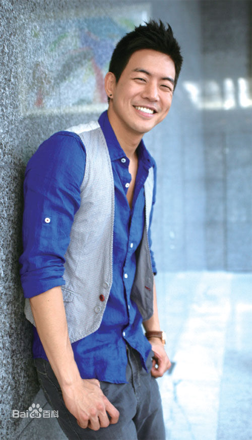 最全李尚允()在-《人生是美丽的》中的相册