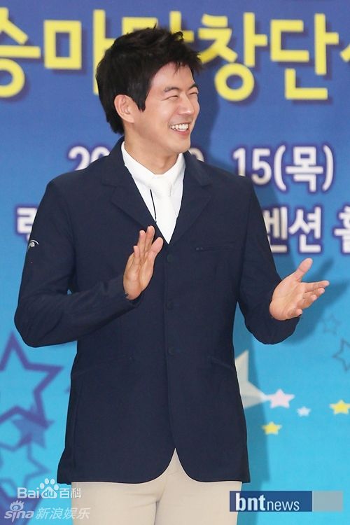 最优质李尚允()精彩图册