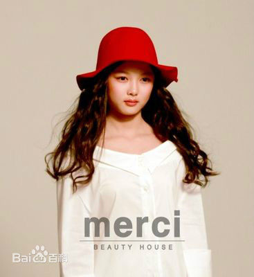 金裕贞(Kim You Jung、キムユジョン)画报前后照片