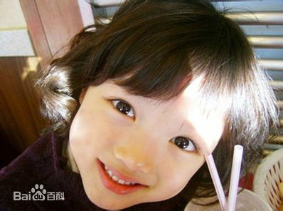 金裕贞(Kim You Jung、キムユジョン)萌萌的小时候图册