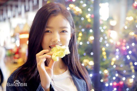 金裕贞(Kim You Jung、キムユジョン)生活性感图片图集