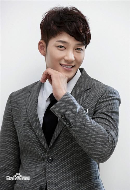 最新金镇佑()壁纸