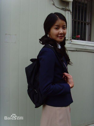 李诗英(Lee Si Young)活动、生活、后台照性感图片图集