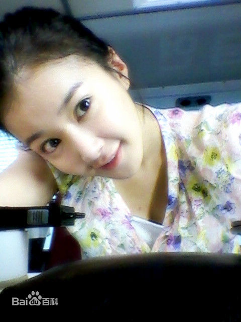 李诗英(Lee Si Young)活动、生活、后台照性感图片图集