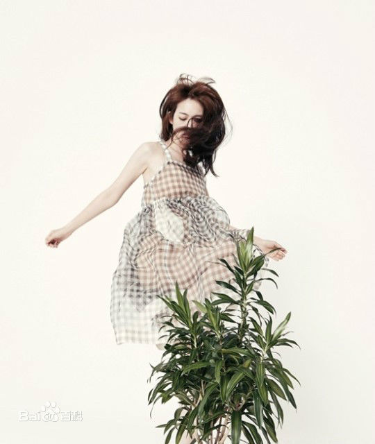 最新李荷娜( /Lee Ha Na)性感图片