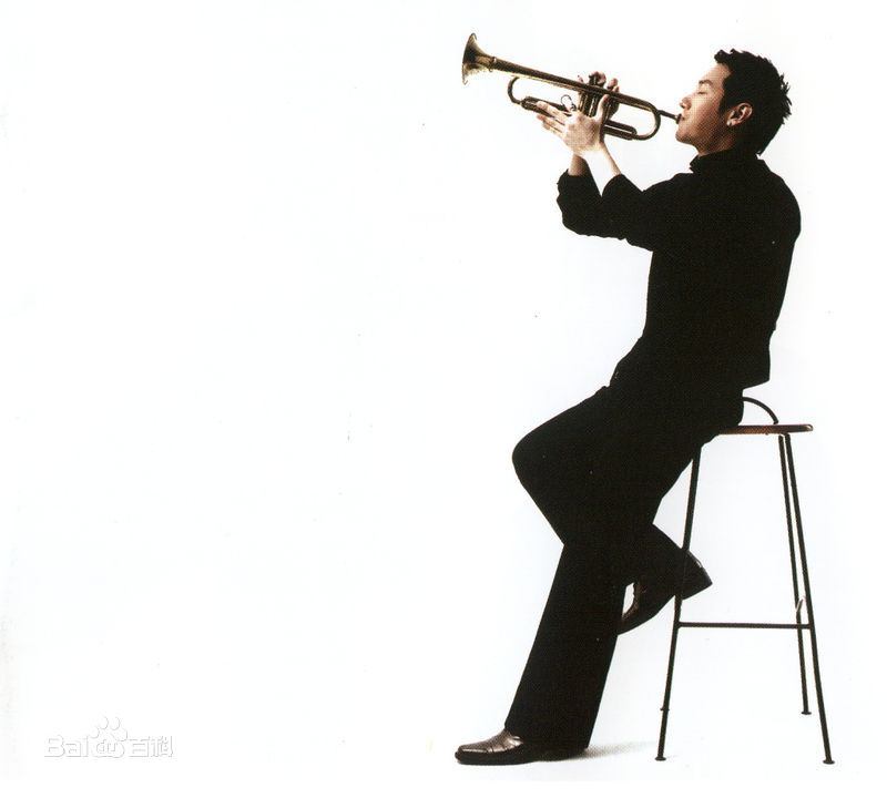 黄伦硕()(Hwang Yoon Suk)黄伦硕演出照壁纸壁纸