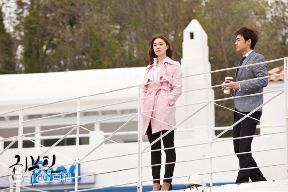 徐智慧(，Seo Ji-Hye)2014  贵夫人性感图片图集