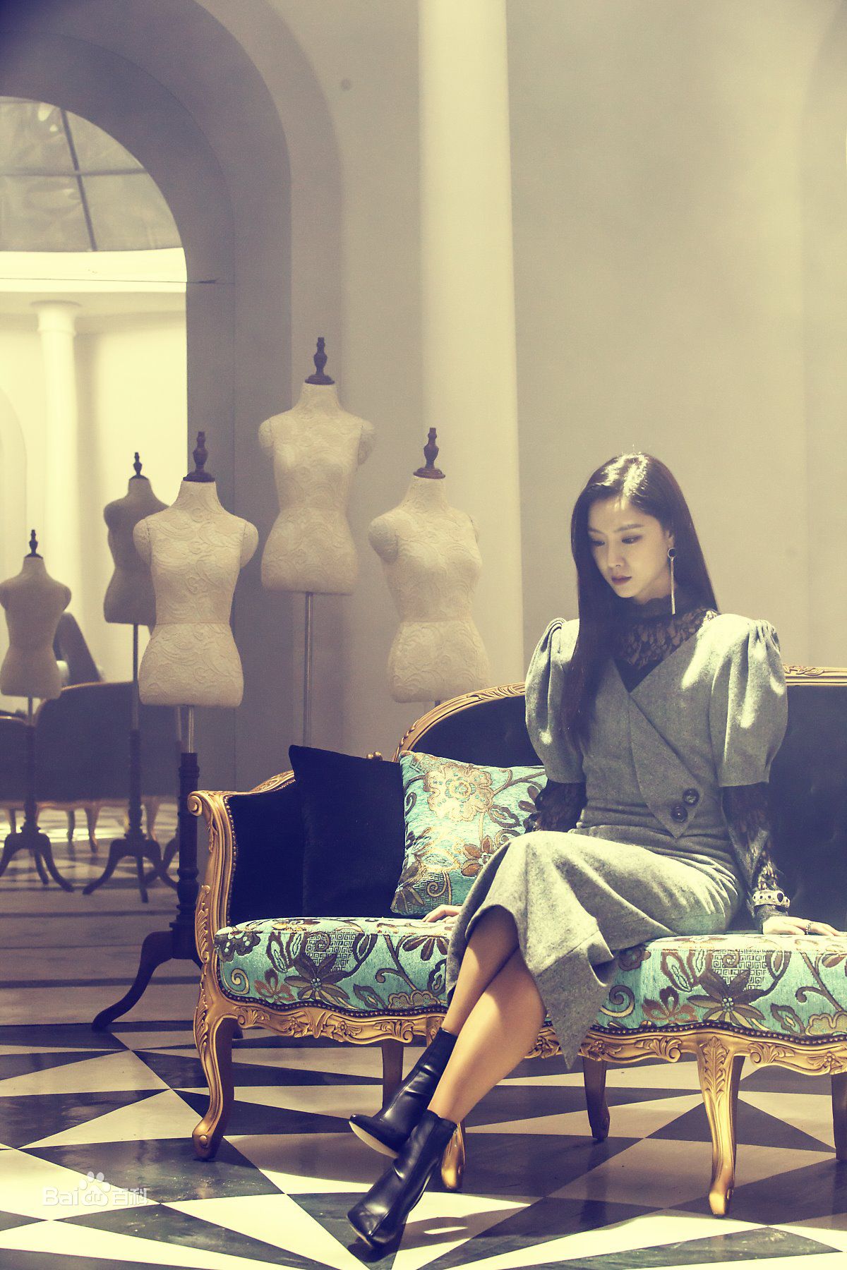 徐智慧(，Seo Ji-Hye)2017 黑骑士图片图册