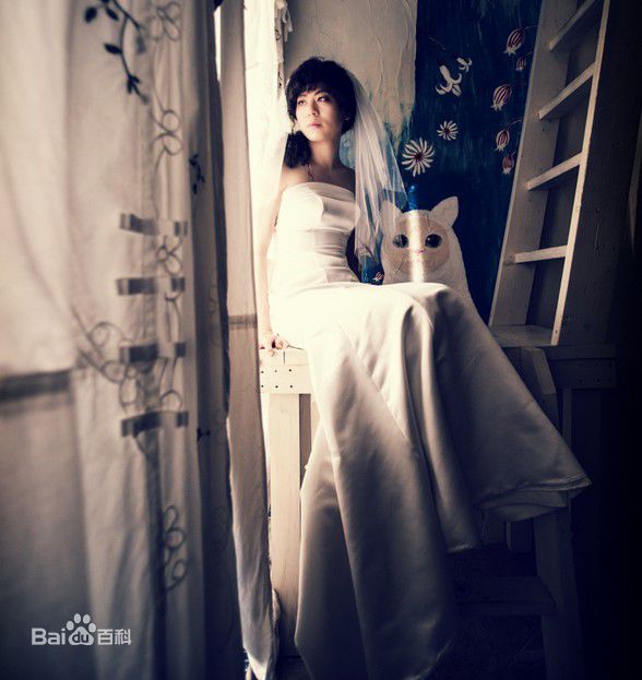 金赵光秀(Kwang-su Kim)结婚照前后照片