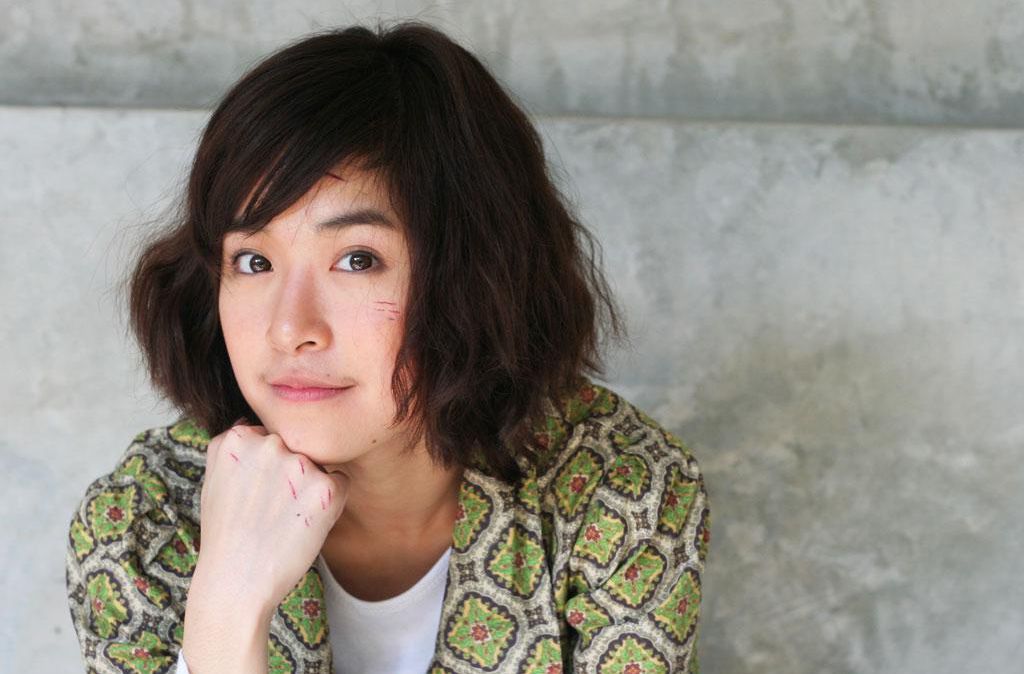 精选杰佳·亚宁、琴嘉(JeeJa Yanin、雅恁 薇斯密达楠 -  )