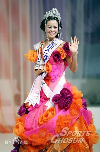 李哈妮(/Lee Hani)选美大赛素颜照相册