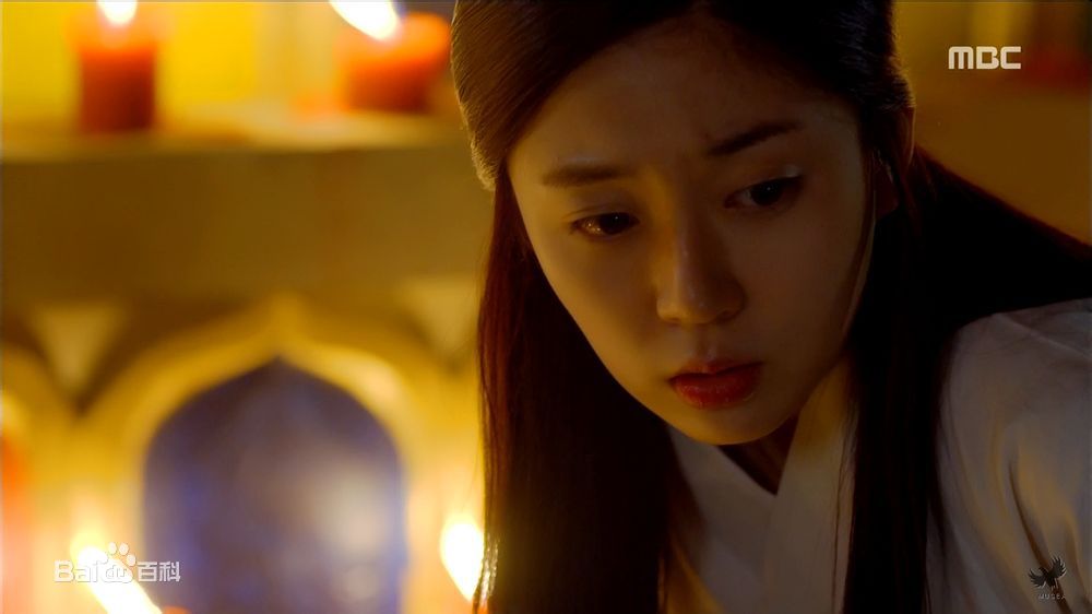 百眞熙(Baek Jin Hee/)白珍熙-奇皇后素颜照壁纸