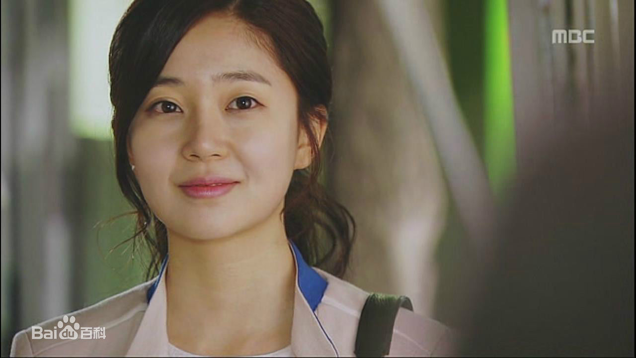 百眞熙(Baek Jin Hee/)白珍熙-金子轻松出来吧前后照片