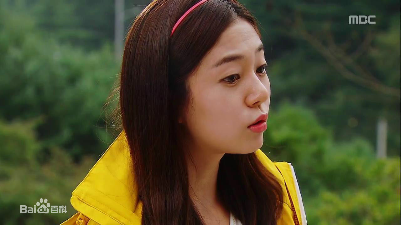 百眞熙(Baek Jin Hee/)白珍熙-金子轻松出来吧前后照片