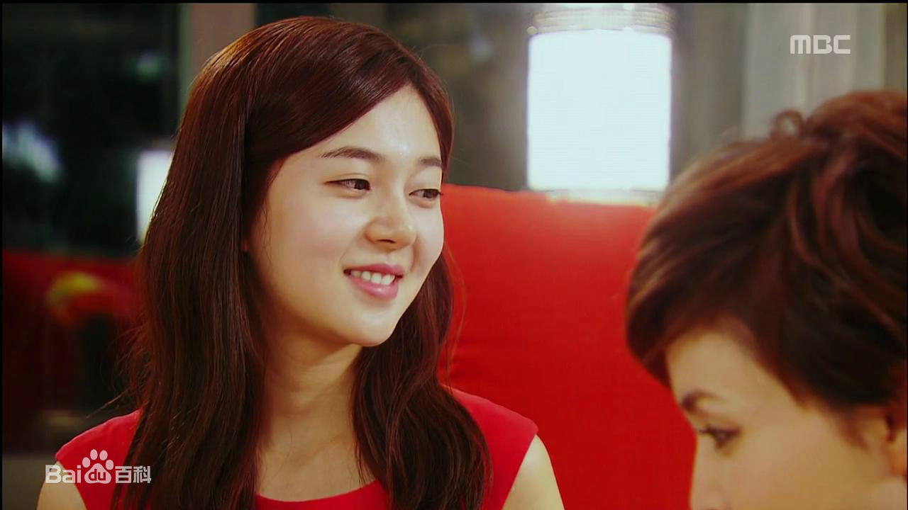 百眞熙(Baek Jin Hee/)白珍熙-金子轻松出来吧前后照片