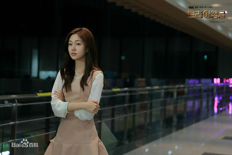 百眞熙(Baek Jin Hee/)白珍熙-Triangle素颜照相册