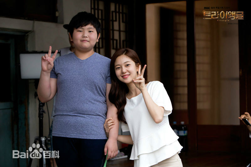 百眞熙(Baek Jin Hee/)白珍熙-Triangle素颜照相册