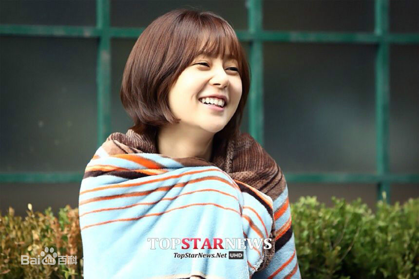 百眞熙(Baek Jin Hee/)白珍熙-傲慢与偏见图片图集