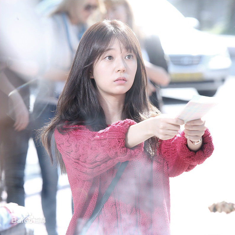 百眞熙(Baek Jin Hee/)生活照