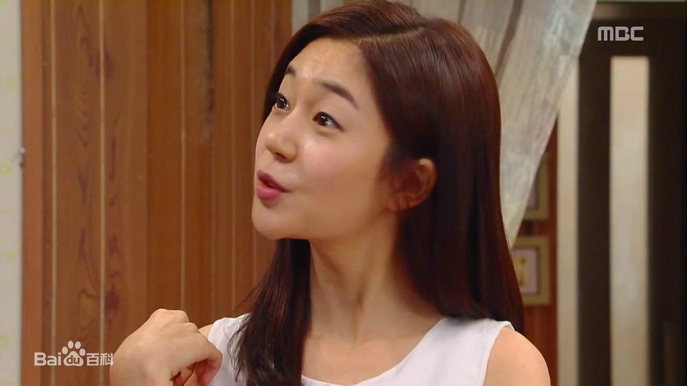 百眞熙(Baek Jin Hee/)生活照