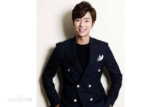 最新尹贤敏()壁纸