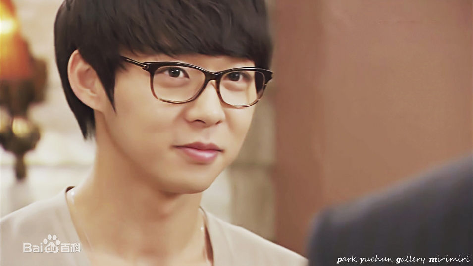 朴有天(，パク·ユチョン，park yoo-chun)屋塔房王世子素颜照相册