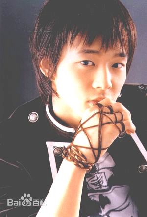 朴有天(，パク·ユチョン，park yoo-chun)出道早期素颜照相册