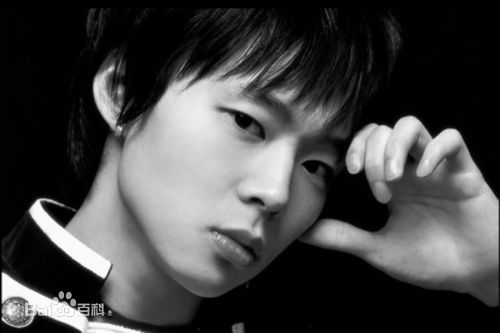 朴有天(，パク·ユチョン，park yoo-chun)出道早期素颜照相册