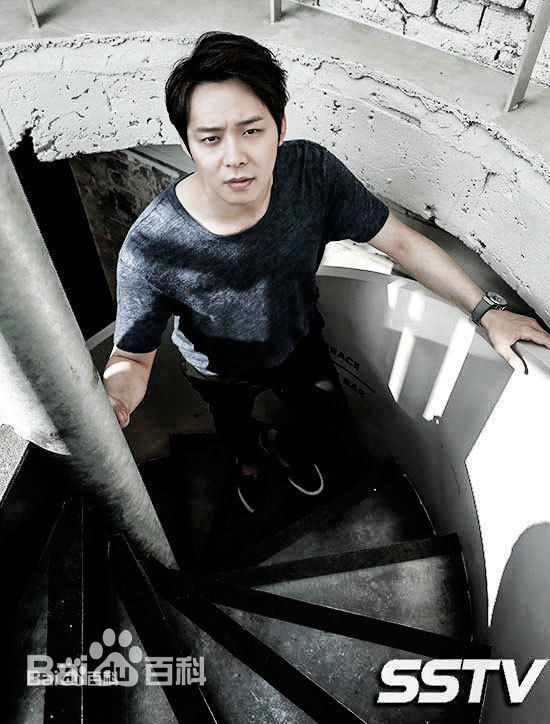 朴有天(，パク·ユチョン，park yoo-chun)最新杂志媒体广告壁纸