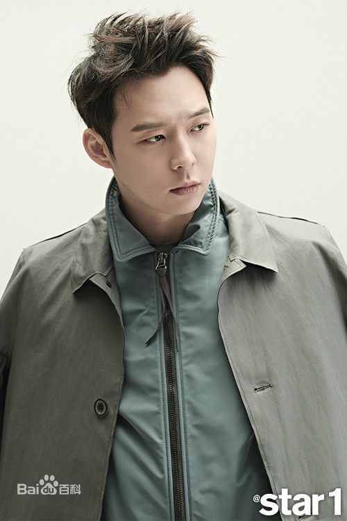 朴有天(，パク·ユチョン，park yoo-chun)最新杂志媒体广告壁纸