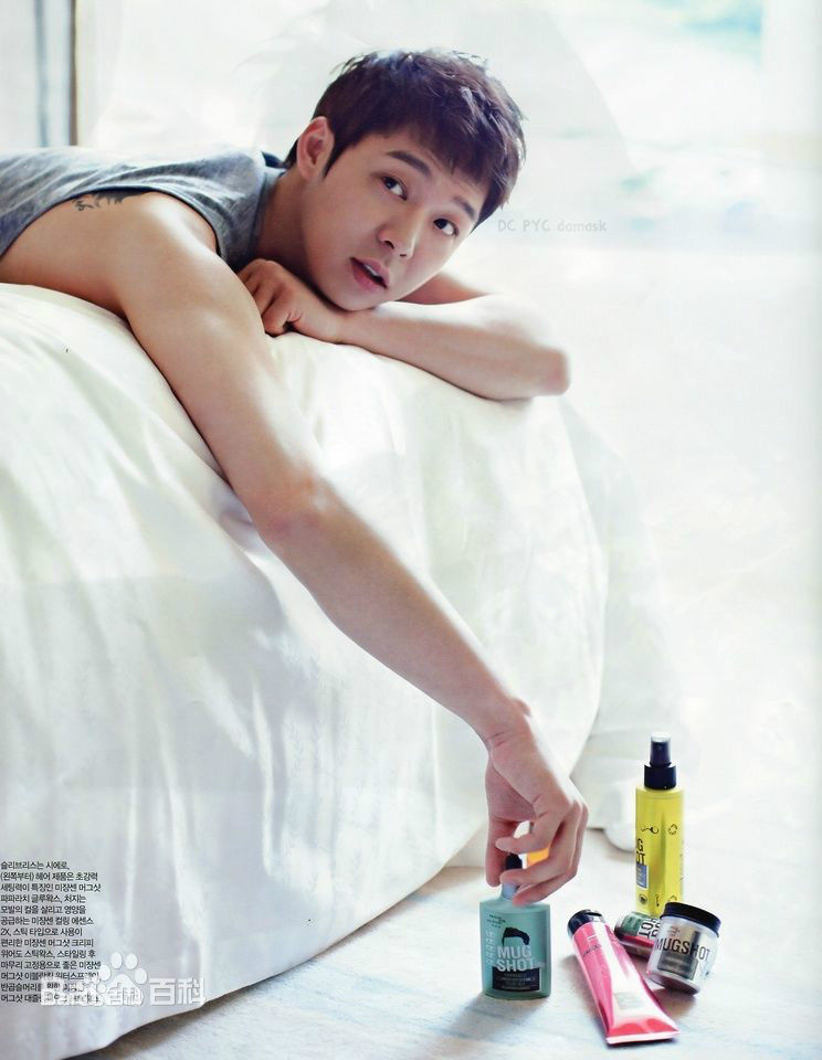 朴有天(，パク·ユチョン，park yoo-chun)最新杂志媒体广告壁纸