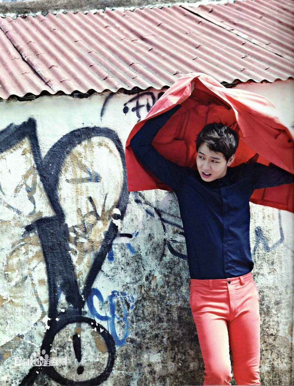 朴有天(，パク·ユチョン，park yoo-chun)最新杂志媒体广告壁纸