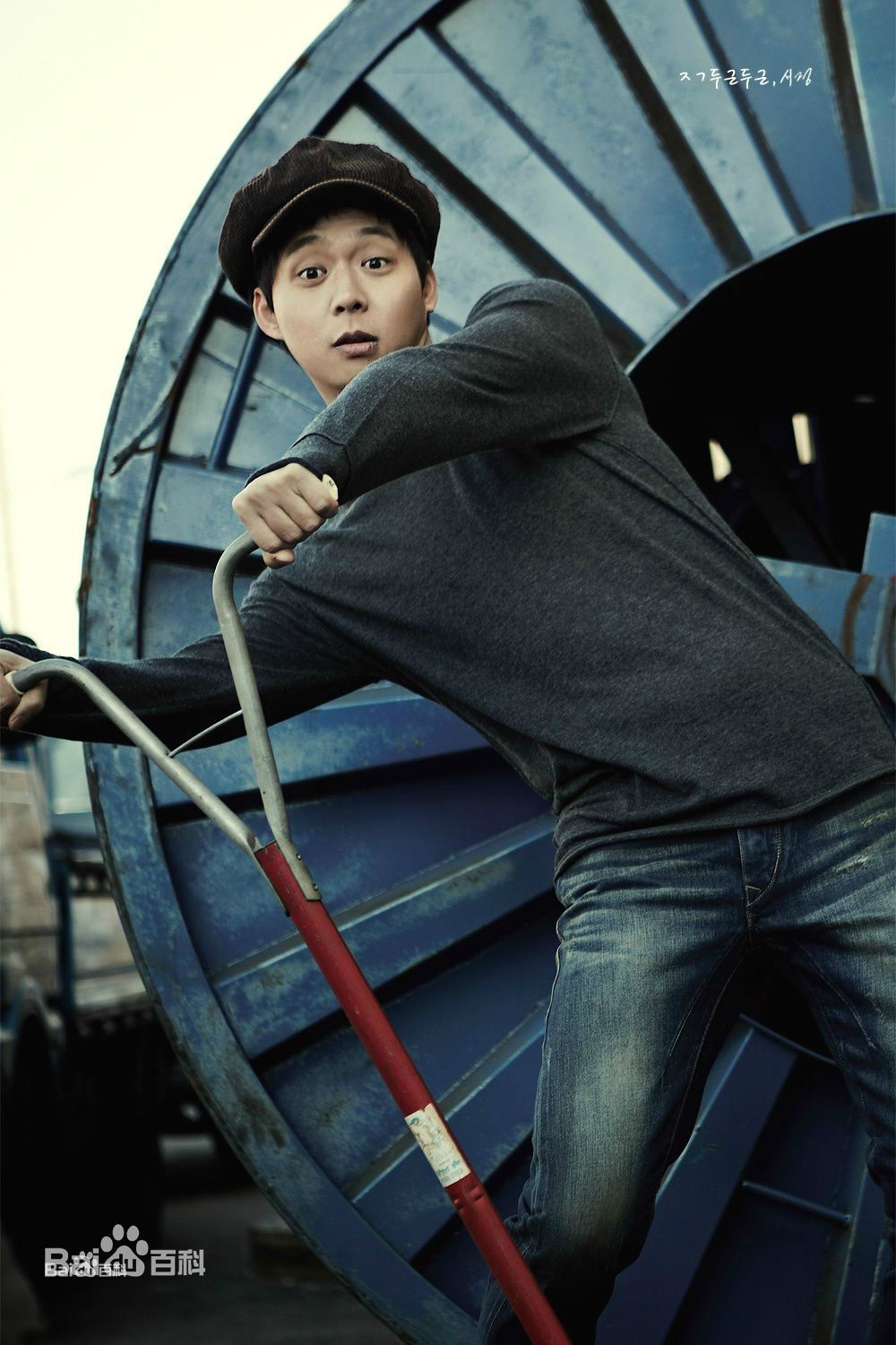 朴有天(，パク·ユチョン，park yoo-chun)最新杂志媒体广告壁纸