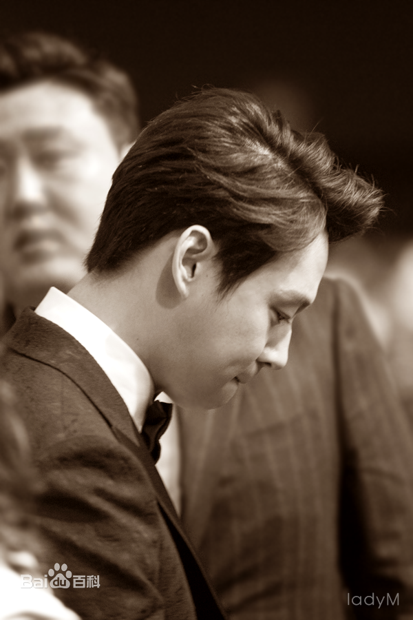 朴有天(，パク·ユチョン，park yoo-chun)韩国青龙电影奖图册