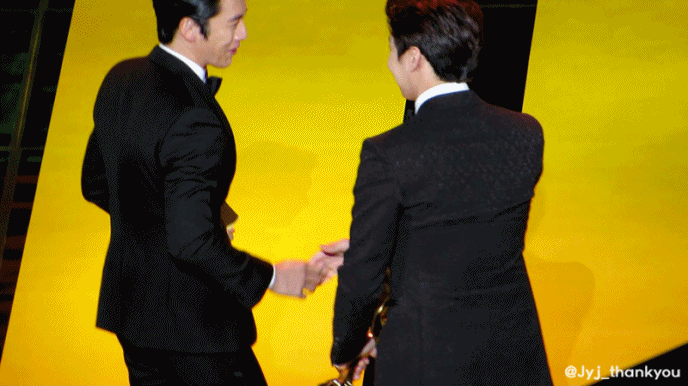 朴有天(，パク·ユチョン，park yoo-chun)韩国青龙电影奖图册