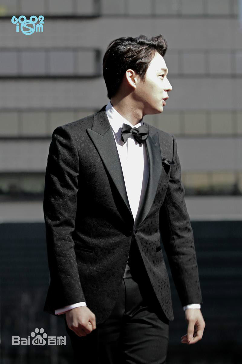 朴有天(，パク·ユチョン，park yoo-chun)韩国青龙电影奖图册