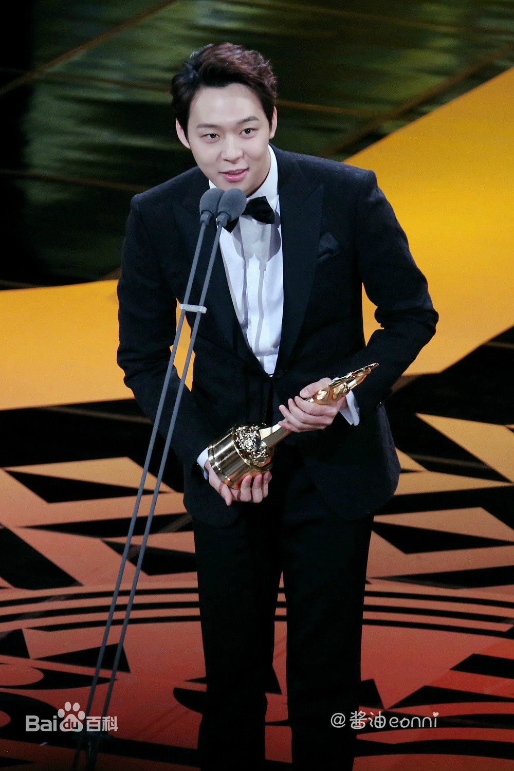 朴有天(，パク·ユチョン，park yoo-chun)韩国青龙电影奖图册