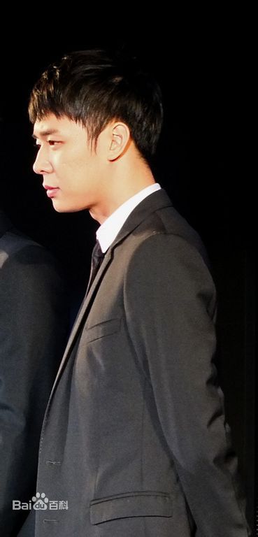 朴有天(，パク·ユチョン，park yoo-chun)公益活动性感图片图集