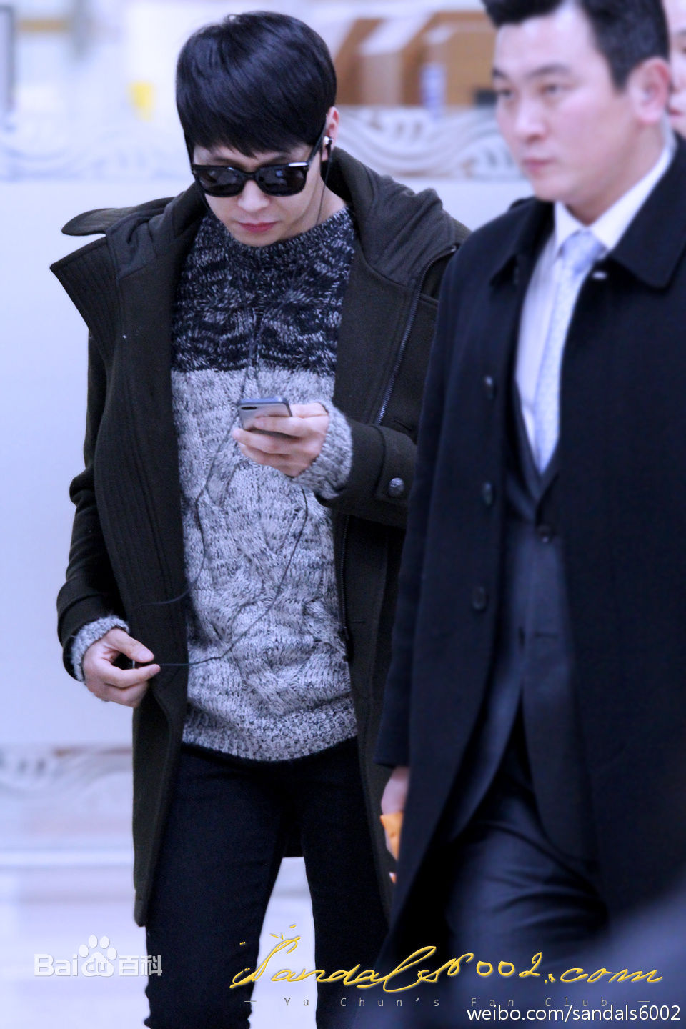 朴有天(，パク·ユチョン，park yoo-chun)机场时尚图册