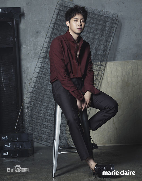 最新朴有天(，パク·ユチョン，park yoo-chun)在《Marie Claire》中的壁纸