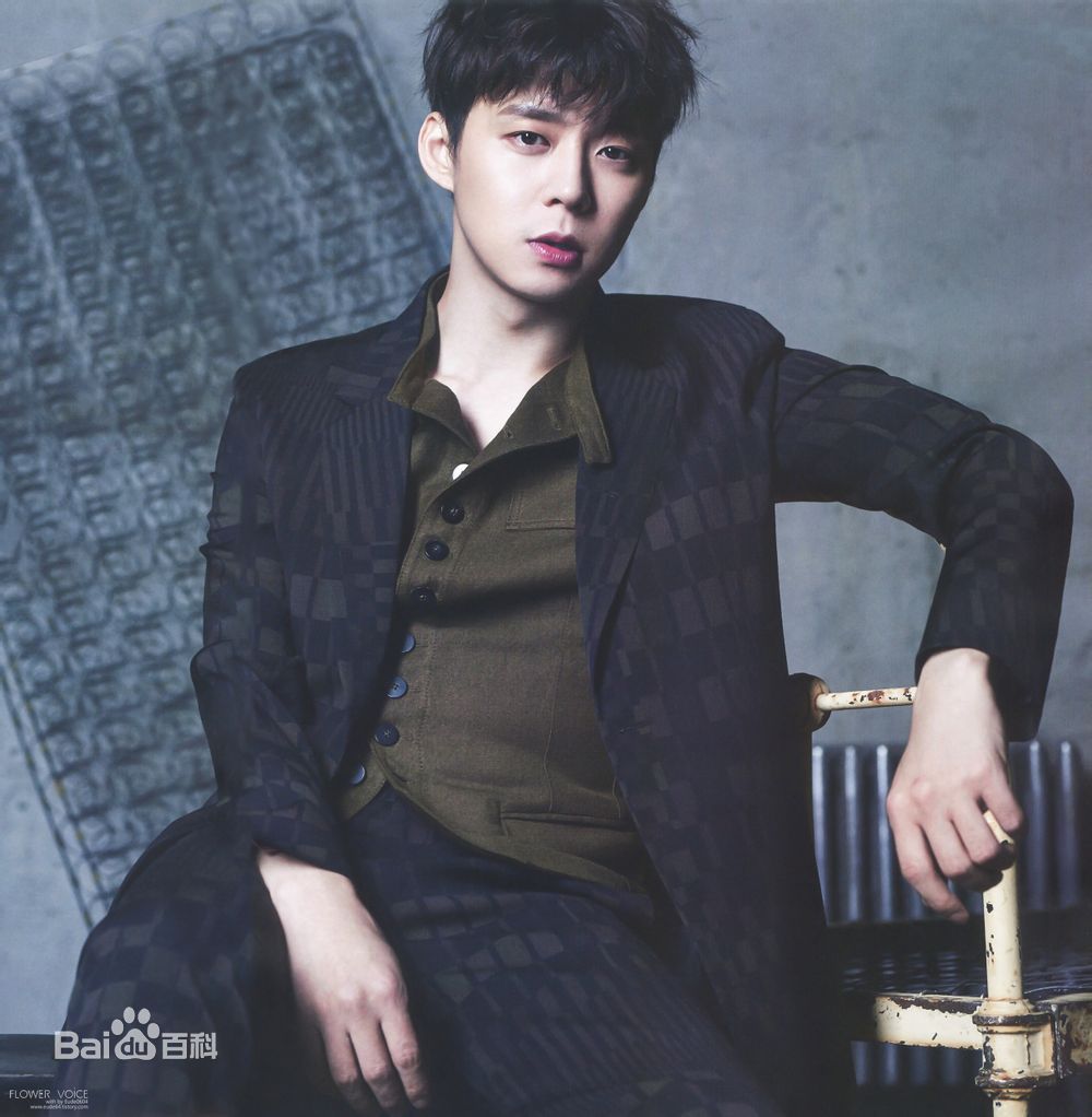 最新朴有天(，パク·ユチョン，park yoo-chun)在《Marie Claire》中的壁纸
