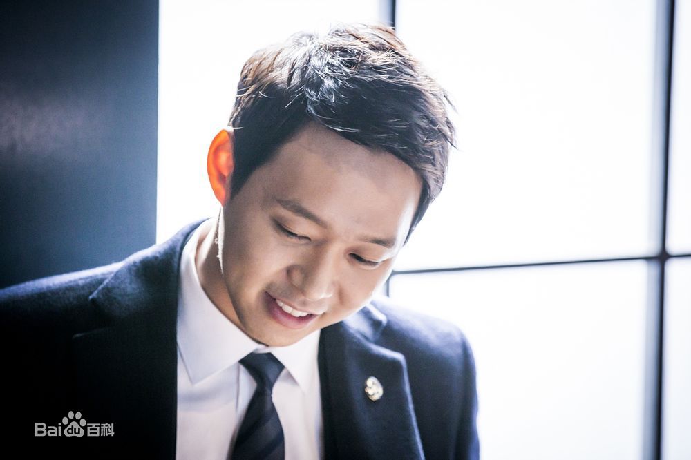 最优质朴有天(，パク·ユチョン，park yoo-chun)在《threedays》饰韩泰京中的相册