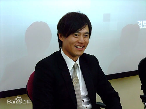 最新李瑞镇(/Lee Seo-Jin)精彩图册